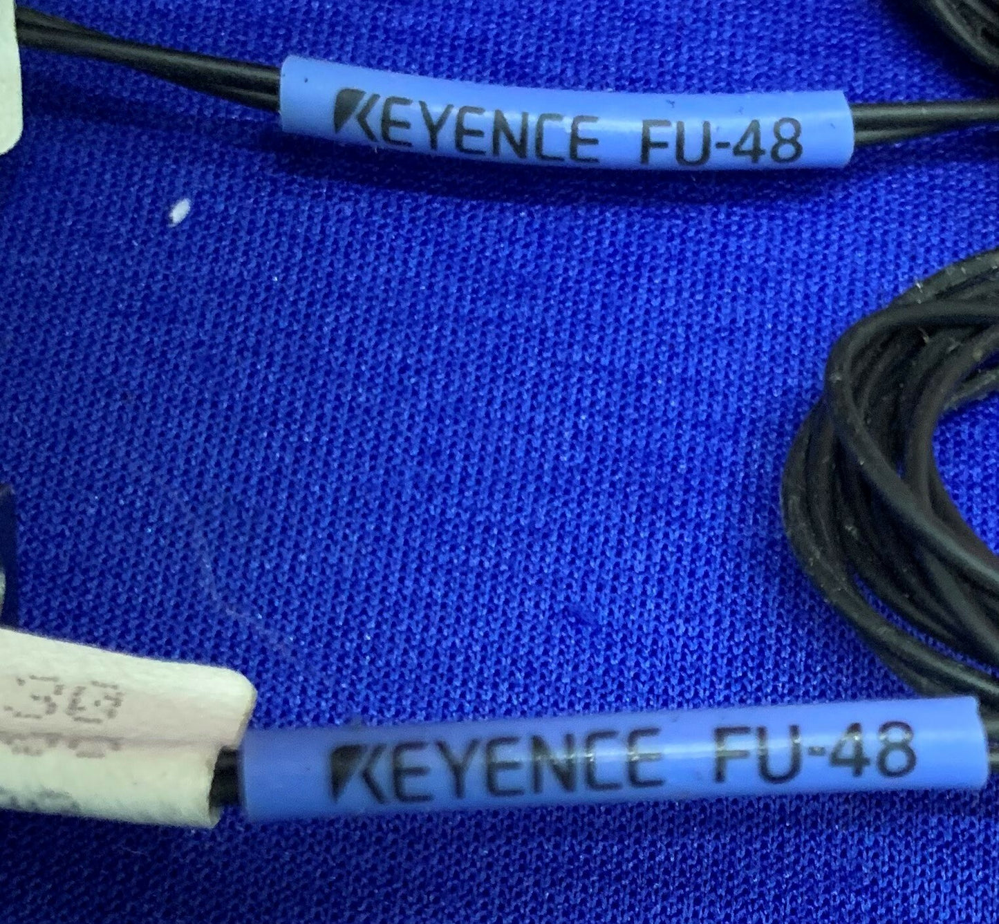 2er-Set SMC NCQ7B075-075S pneumatischer Luftantriebszylinder mit Keyence FU-48