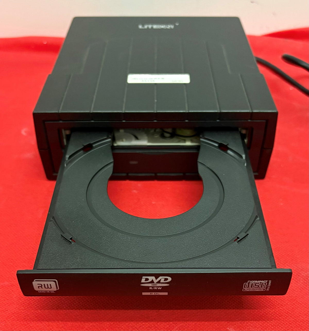 LITE-ON SHW-1635SX DVD/CD RE-WRITABLE DRIVE R/RW R DL COMPACT DISC / RW DVD+R DL