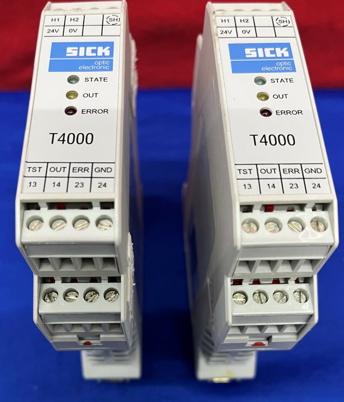1 lote CANTIDAD DE 2 - Interruptor de seguridad de control del módulo Sick Optic Electronic T4000-1RBA01