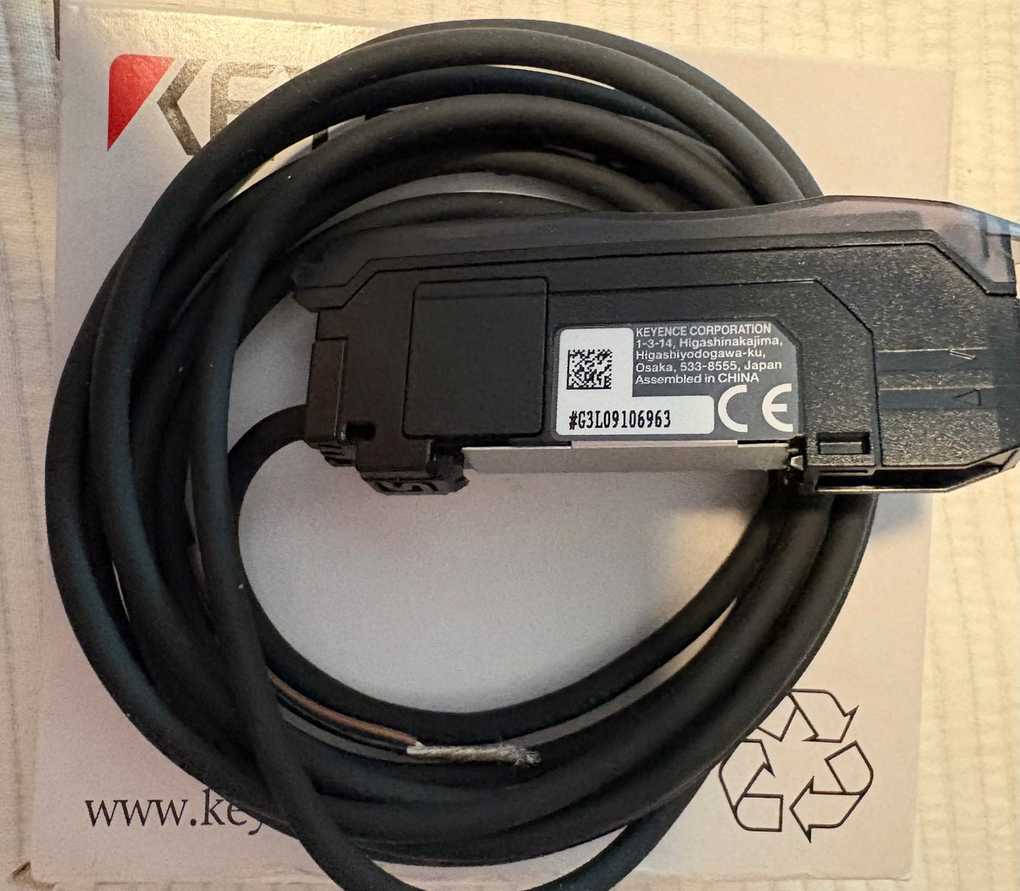 KEYENCE FS-N11P FiBER OPTIC SENSOR
