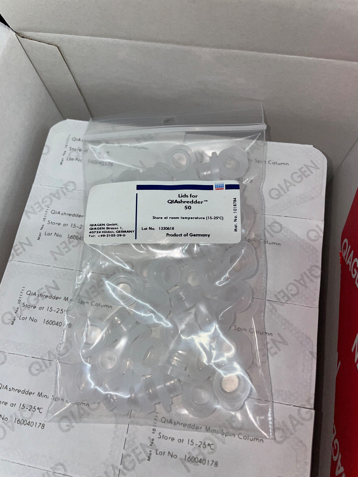 QIAGEN, QIAshredder, ENTHÄLT 50 MINI-SPINNSÄULEN MIT DECKEL