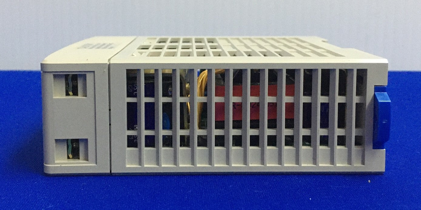 IDEC PS5R-SD24 / PS5RSD24 VOEDING 60W UITGANG