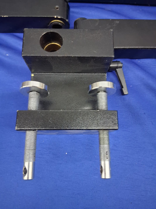 STEREO MICROSCOPE ARTICULATING ARM WITH STANDARD TABLE CLAMP MOUNT FLEX ARM