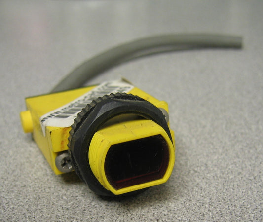 BANNER ENGINEERING EMITTER SM31E MINI-BEAM