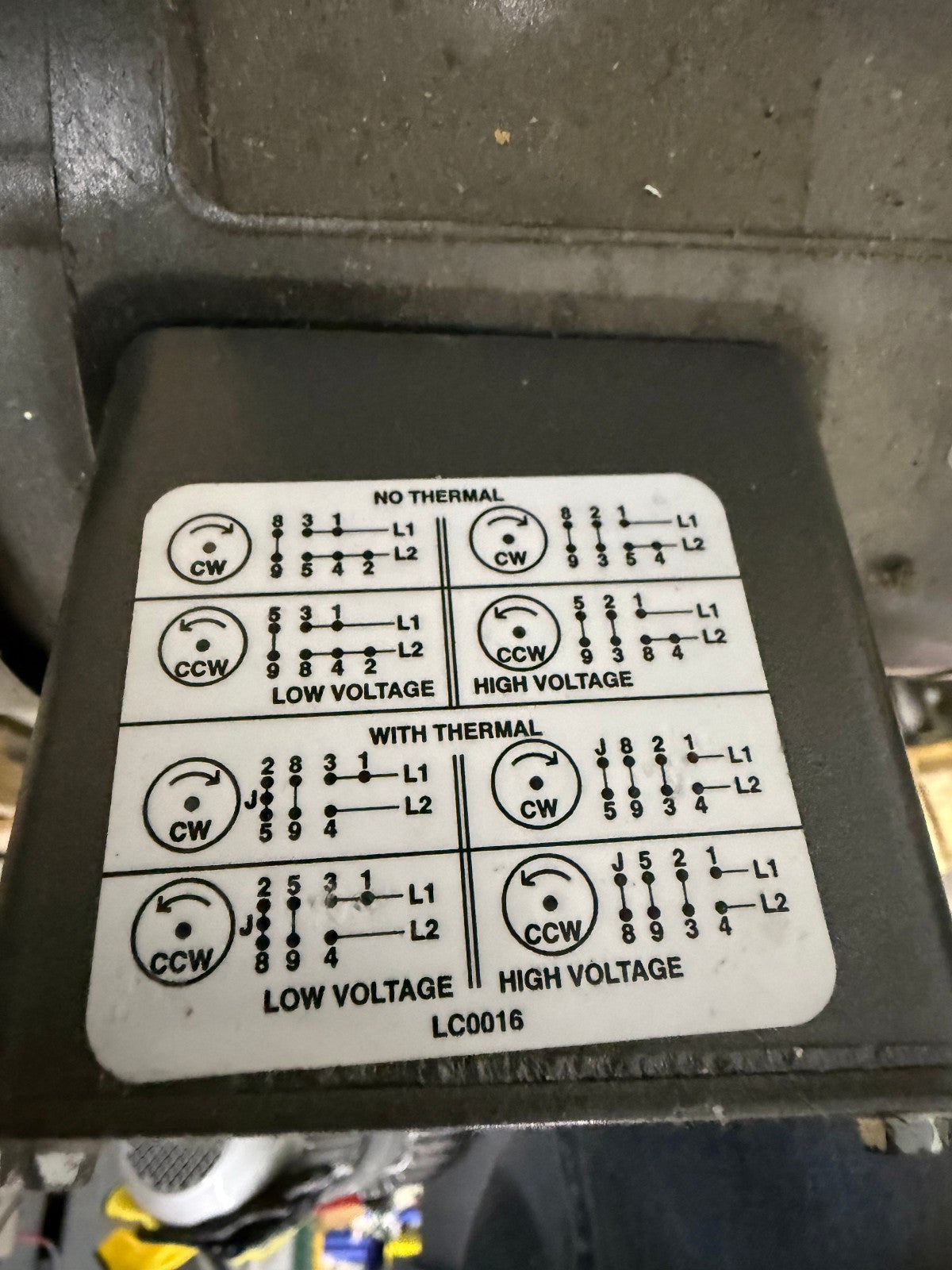 LEYBOLD AERLIKON VACUUM PUMP TRIVAC D16 B PARTS REPAIR