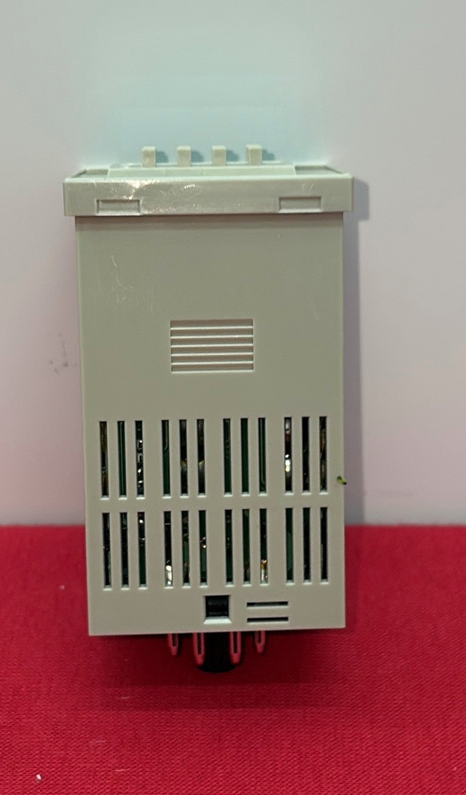 OMRON H5CN-XAN LED TIMER 100-240 VAC LOT 2972. 297202 3A 250VAC