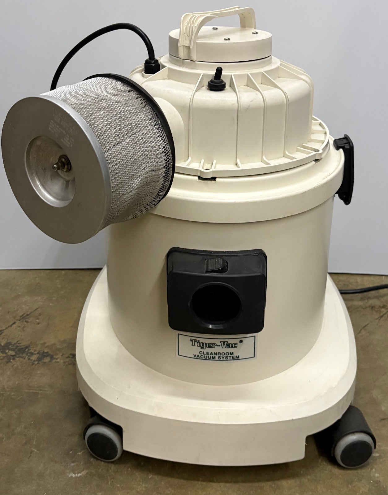 TIGER-VAC ® CR-1 CLEANROOM VACUUM CLEANER ULPA FILTER 99.999% ON 0.12 MICRON