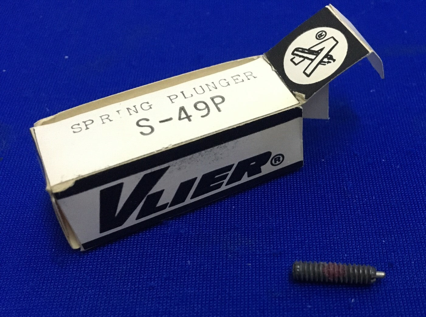 VLIER ENGINEERING S-49P SPRING PLUNGER #6-32 0.5 TO 1.5 END FORCE LBS