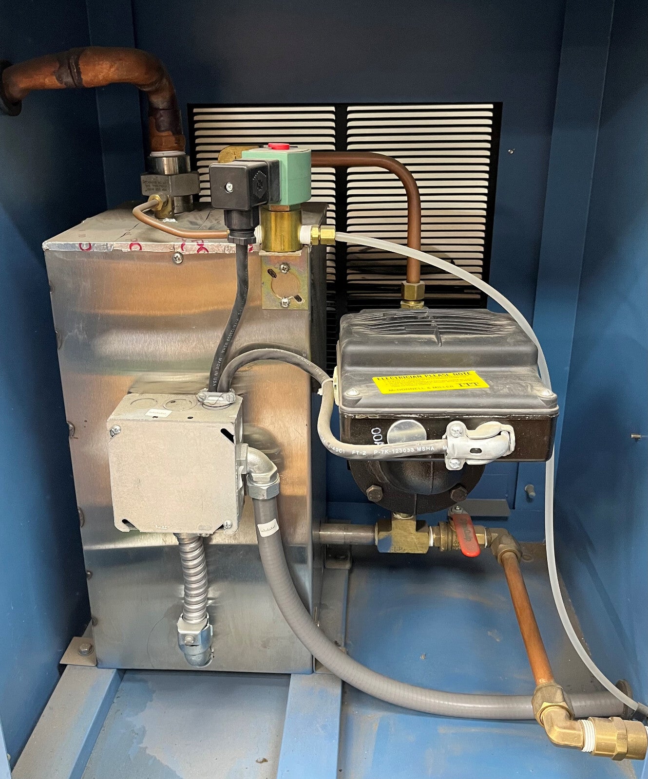 MCDONNELL & MILLER BEVOCHTIGER BOILER 42S LAAGWATERAFSLUITING & POMPREGELONDERDELEN