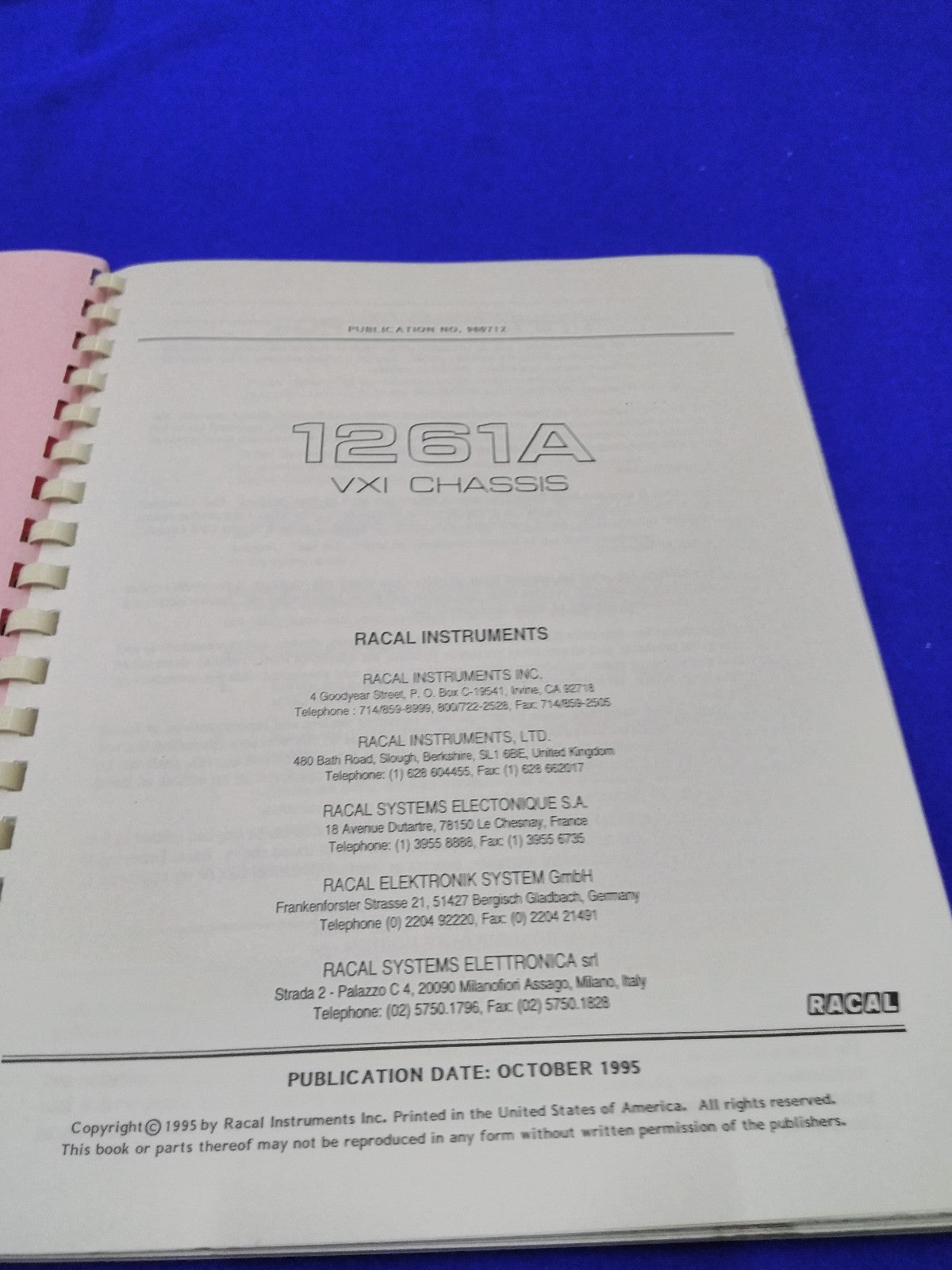 Racal Instruments, Inc. Manuale di installazione 1261 Telaio AH-S1430 VXI / 1261A