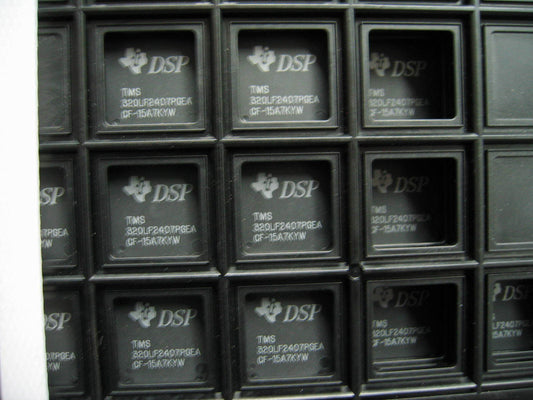 TI TMS320LF2407PGEA CF 15A7KYW 16-bits DSP 40 MHz 64 kB Flash EEPROM 144-pins LQFP