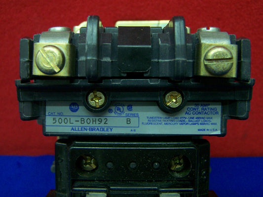CONTACTOR DE CA DE 30 AMPERIOS CON NOMINACIÓN DE CONT. SERIE B AB 500L-BOH92 DE ALLEN BRADLEY