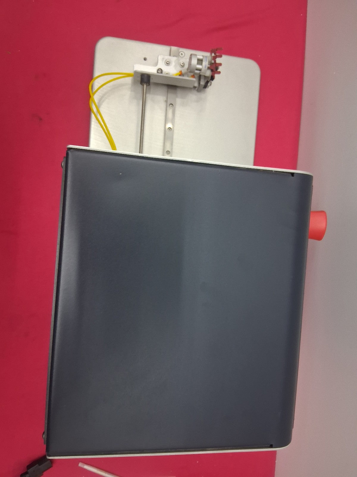 Blockwise Engineering SFA Marker Band Swager 120-220 VAC 2A 50-60 Hz 500 RPM