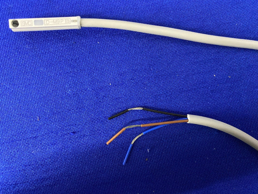 SMC D-M9P AUTO-SWITCH / PROXIMITY SWITCH SENSOR