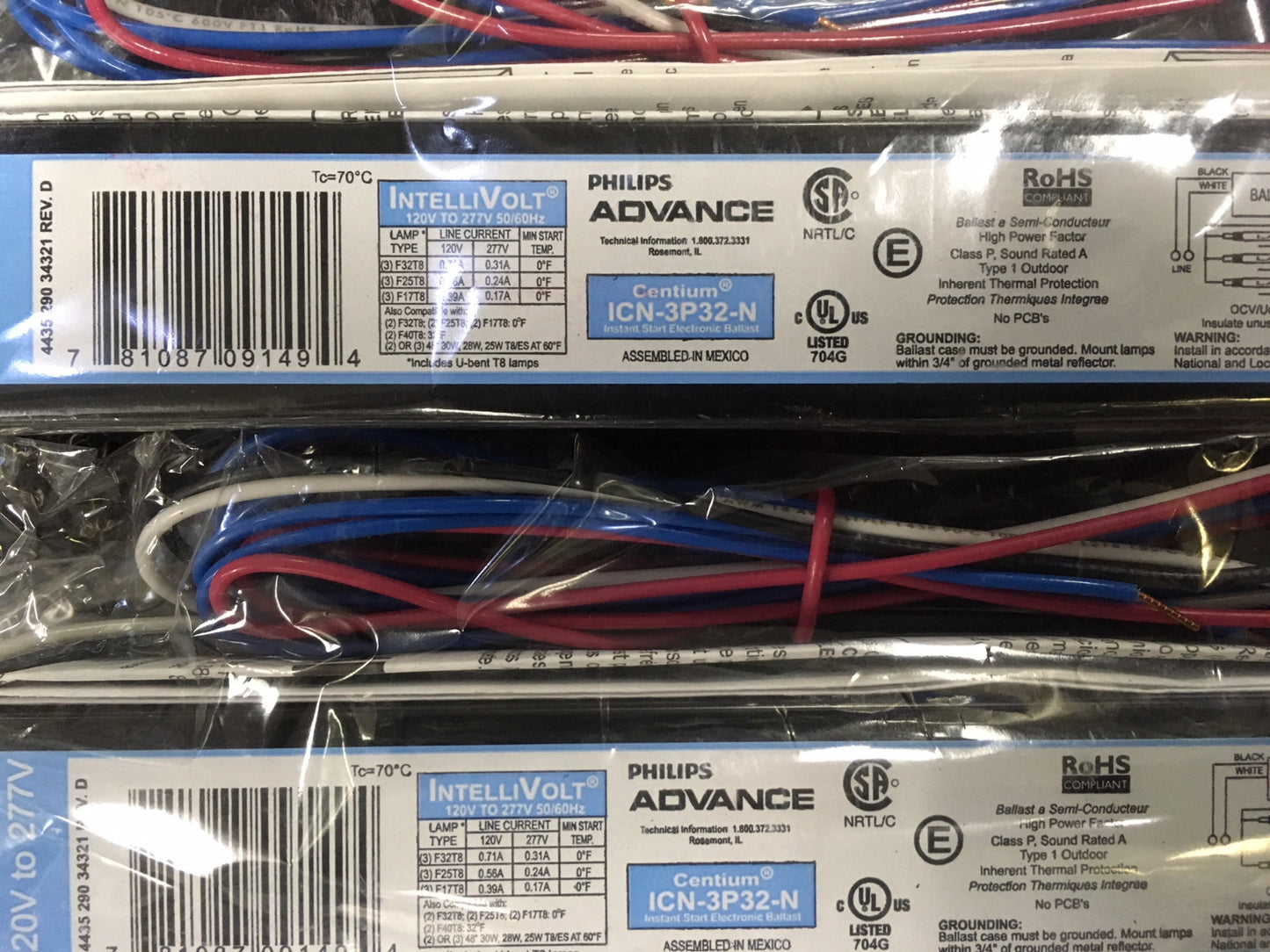 Qté 2 - BALLASTS ÉLECTRONIQUES PHILIPS ADVANCE CENTIUM ICN-3P32-N 120 V À 277 V