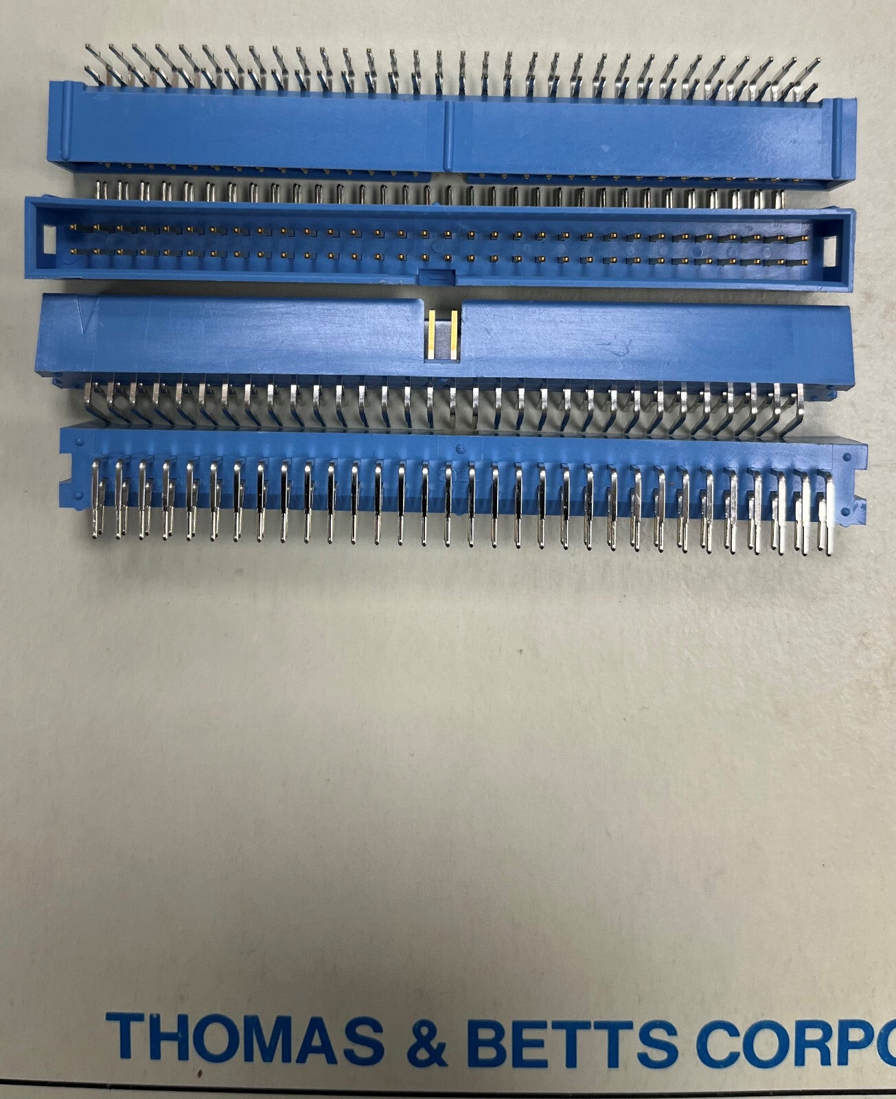 THOMAS & BETTS T&B® ANSLETY® CONNECTOREN 609-6407 - 1 VERPAKKING 50 & 1 VERPAKKING 48