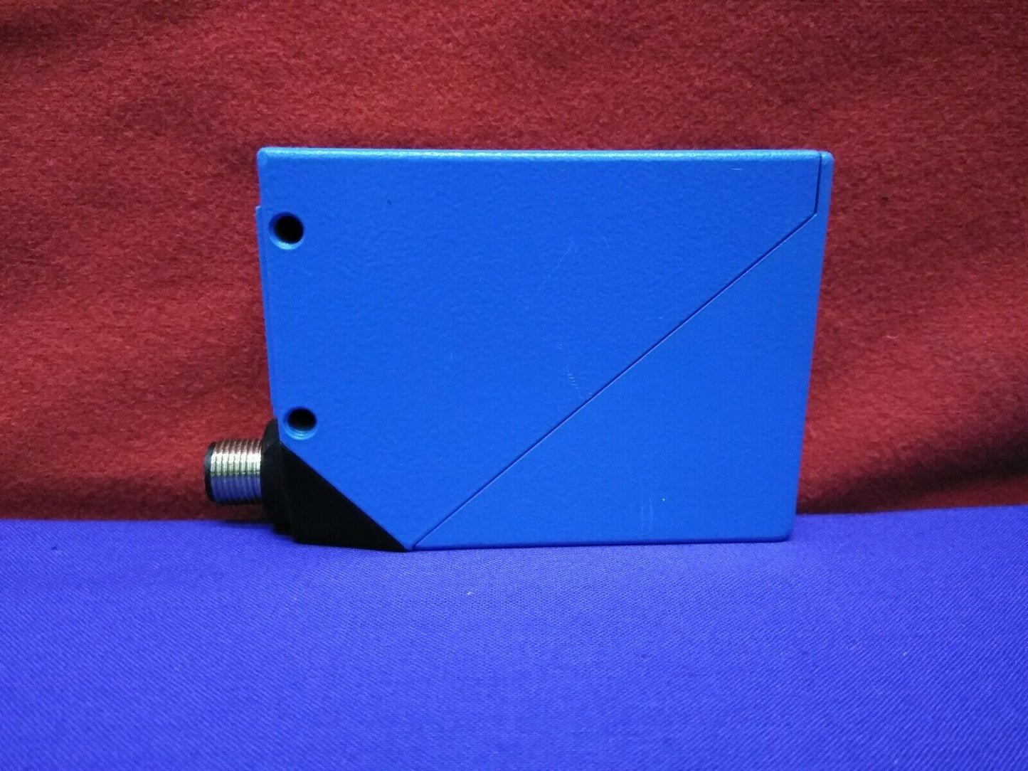 SICK WT24-B4101 (1011461) CAPTEUR DE PROXIMITÉ PHOTOÉLECTRIQUE INFRAROUGE