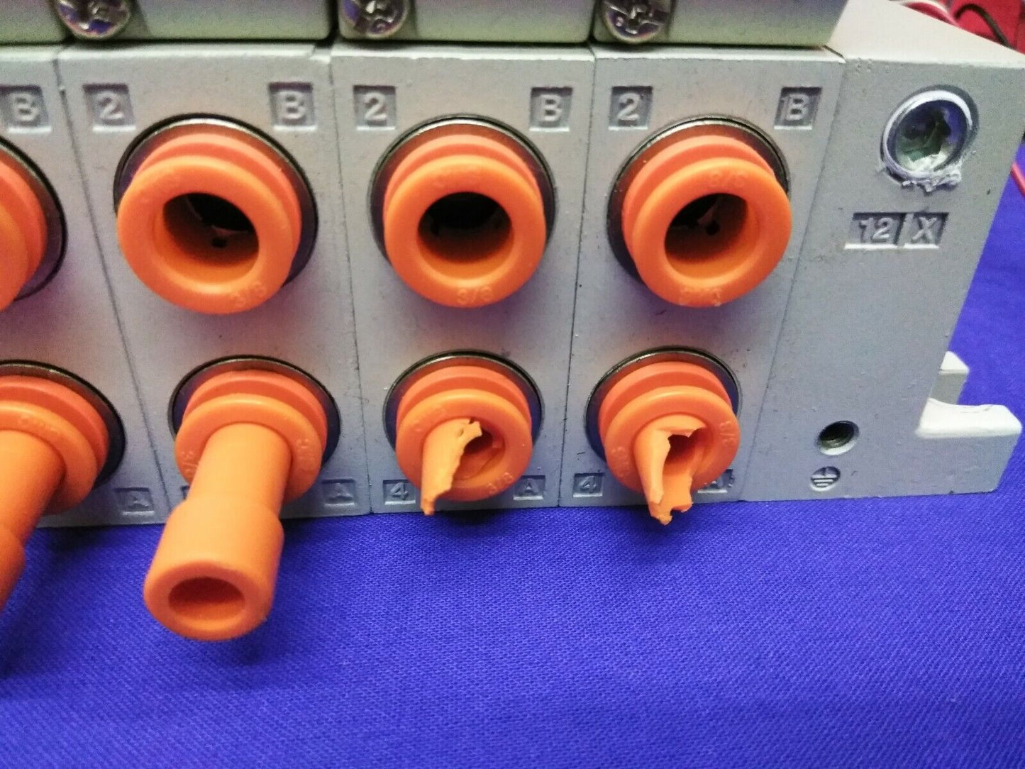 SMC VQ4301R-5 KLEPPEN