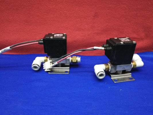 1 LOT VAN HOEVEELHEID 2 - SMC VCA21-5G-3-02-F SOLENOÏDEKLEPPEN 24VDC