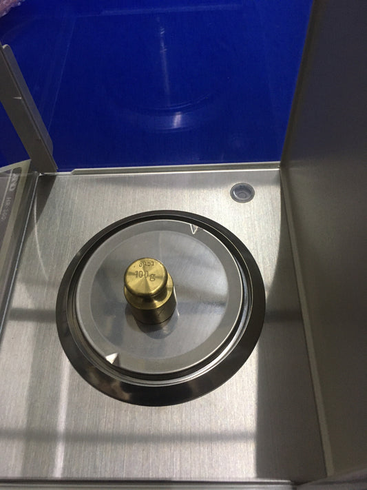 A&D COMPANY LIMITED HR-300i ANALYTICAL BALANCE SCALE