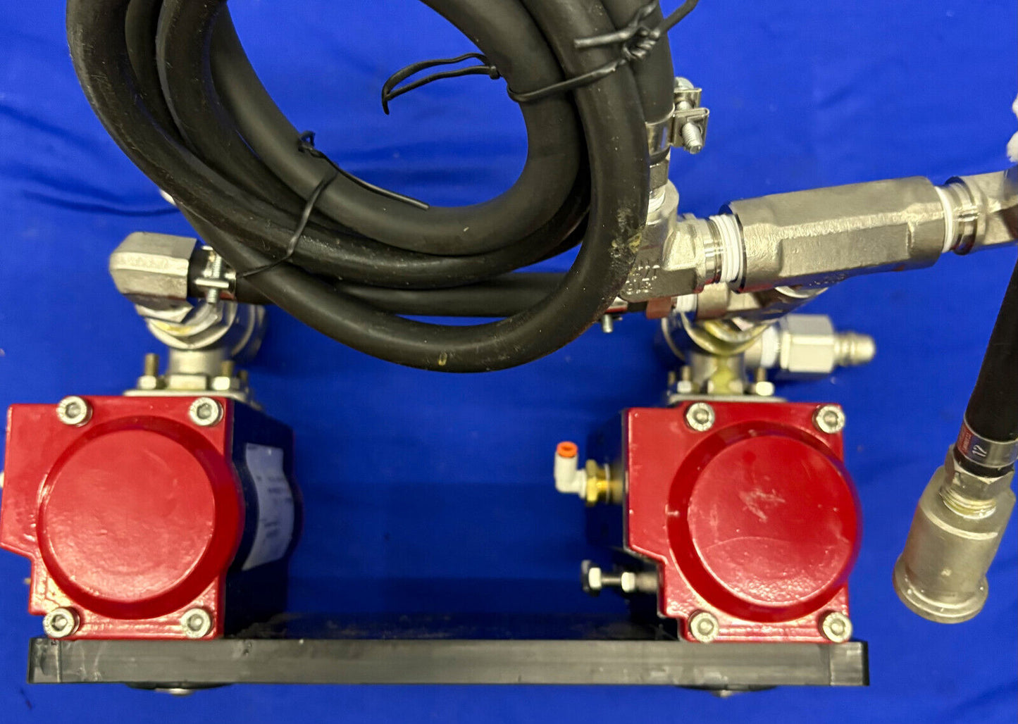 ANDERSON DWYER SERIES WE08 PNEUMATIC ACTUATOR 2 PIECE NPT BRASS BALL VALVE 80PSI