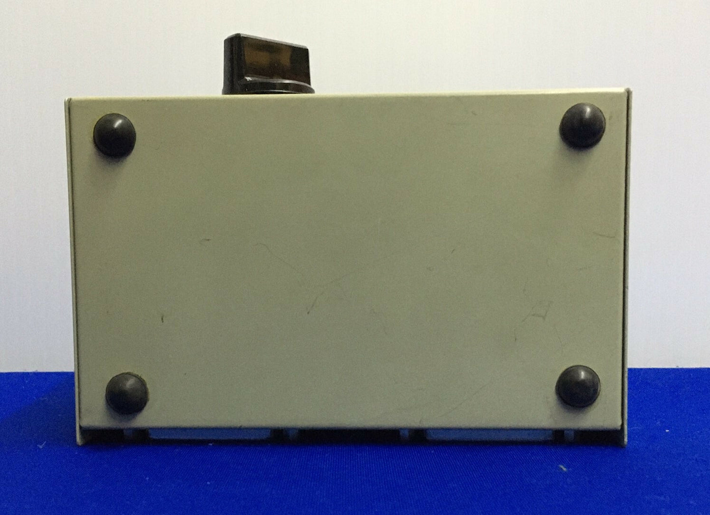 INTERRUTTORE DATI BELKIN F1B028E