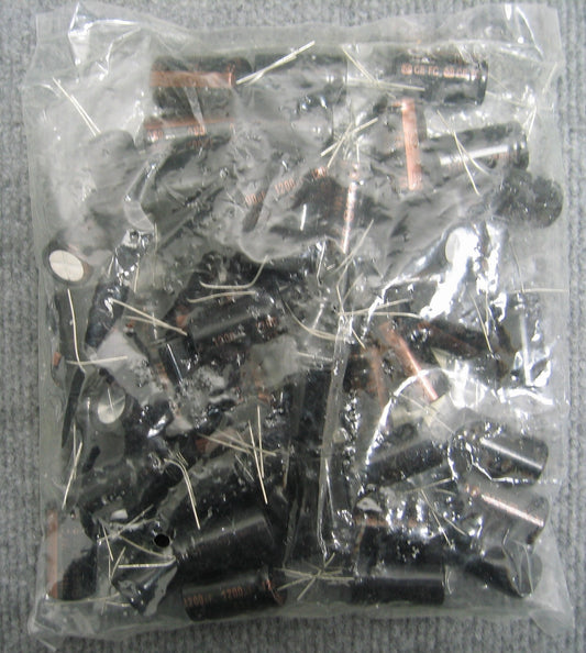 PANASONIC EEU-FC1J122 Elektrolytkondensator, 1200 µF, 63 V, 50 IM TASCHE