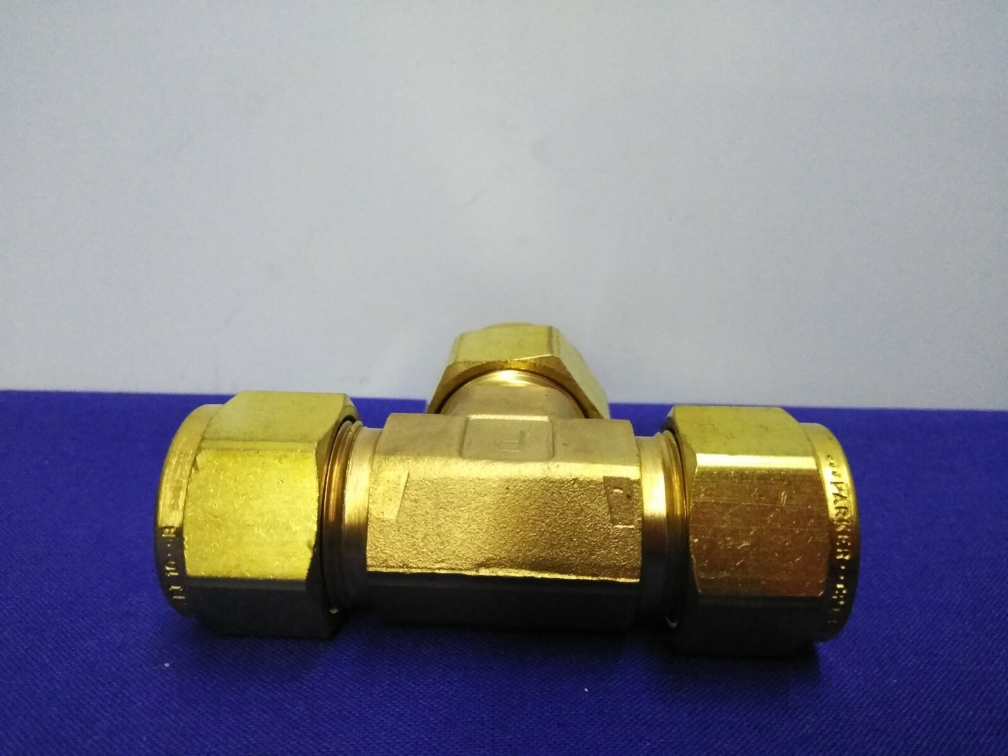 PARKER 10-10-10 JBZ-B UNIÓN EN T PARA RACOR DE TUBO