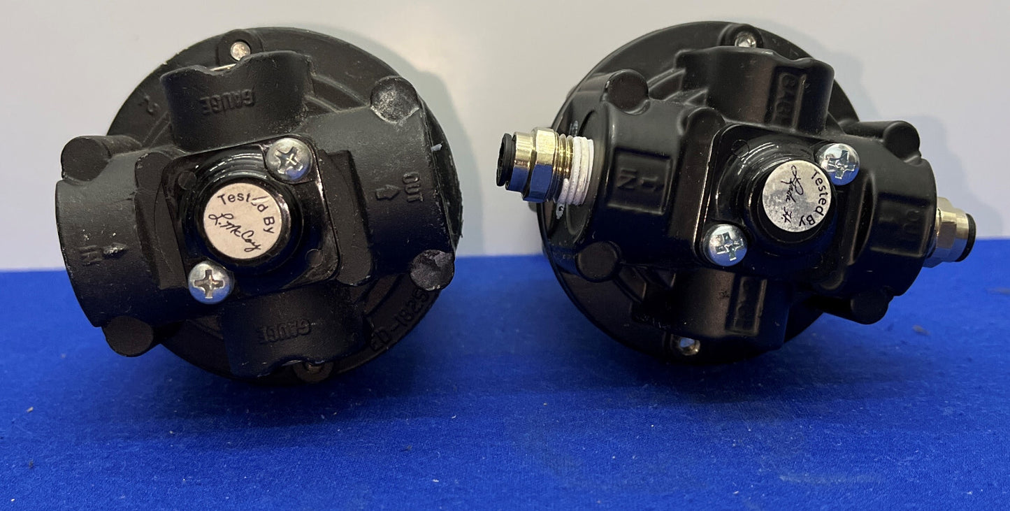 FAIRCHILD PNEUMATISCHER PRÄZISIONSREGLER 10212 MODELL 10 - 1 LOT VON 2