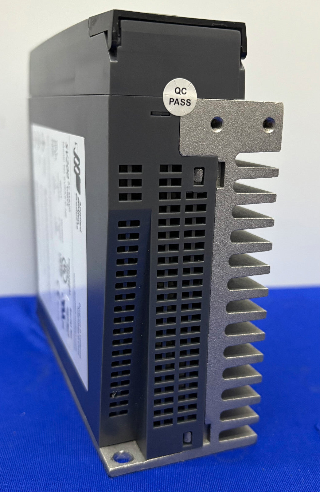 APPLIED MOTION PRODUCTS SV200 SV2A3-P-NE AC SERVO DRIVE 100-130 VAC