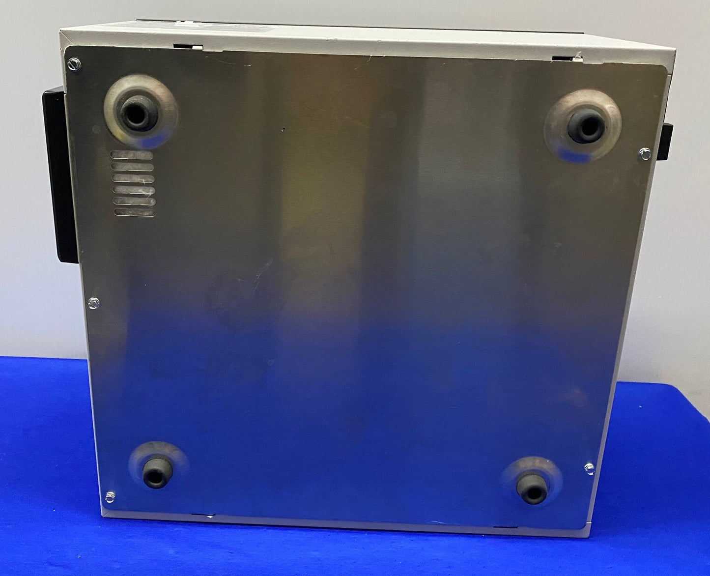 VWR MODELL 10L 97025-134 WD10V11B HEIZWASSERBAD 60HZ 4,2A 115V - DECKEL FEHLT