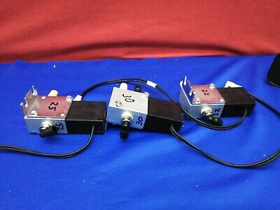 1 LOT, MENGE MIT 3 - HUMPHREY 24 VDC 8 W VAC-125 PSI MAGNETVENTIL