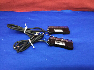 1 LOT QTY OF 2 - KEYENCE ES-M1  PROXIMITY SWITCH AMPLIFIER