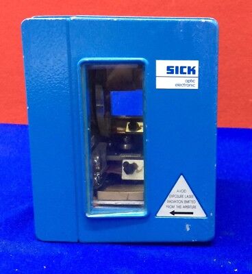 ELECTRÓNICA ÓPTICA SICK CLV280A0020 PN 1 013 188 CC 24 V +/-20 % RS-232 7,5 W