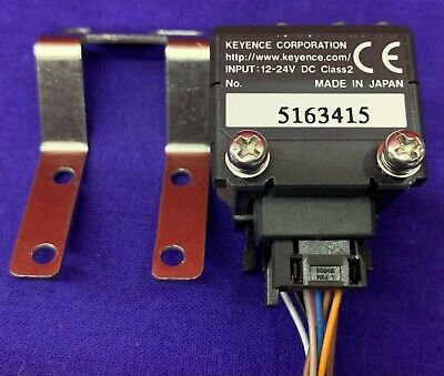 Keyence AP-C40W Amplifier Unit Pressure Sensor with mounting bracket 12-24V DC