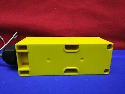 BANNER AR1GHF MULTI-BEAM SCANNER BLOCK