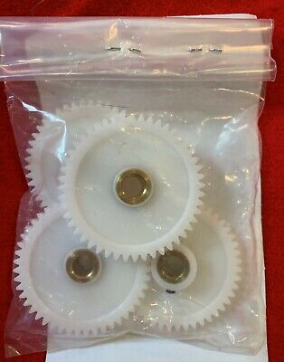 SDP/SI Acetal Plastic Gear w/Brass Hub A 1T 2-Y24048  GR.MOLD.SP.24P.