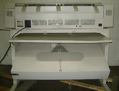 COPIADORA XEROX MODELO 2520 Plotter (PARA HOJAS GRANDES) 115 VOLTIOS 60 HZ 12 AMPERIOS