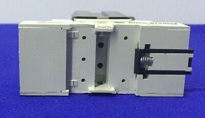 Allen-Bradley Allen Bradley AB 700-HB33Z24-4 SER E RELÉ DE USO GENERAL 