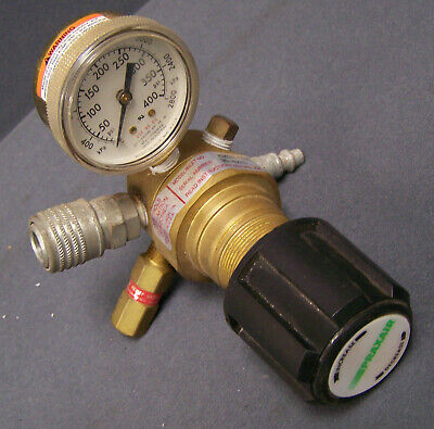 PRAXAIR, MODEL 4023301-000, SINGLE STAGE GAS REGULATOR