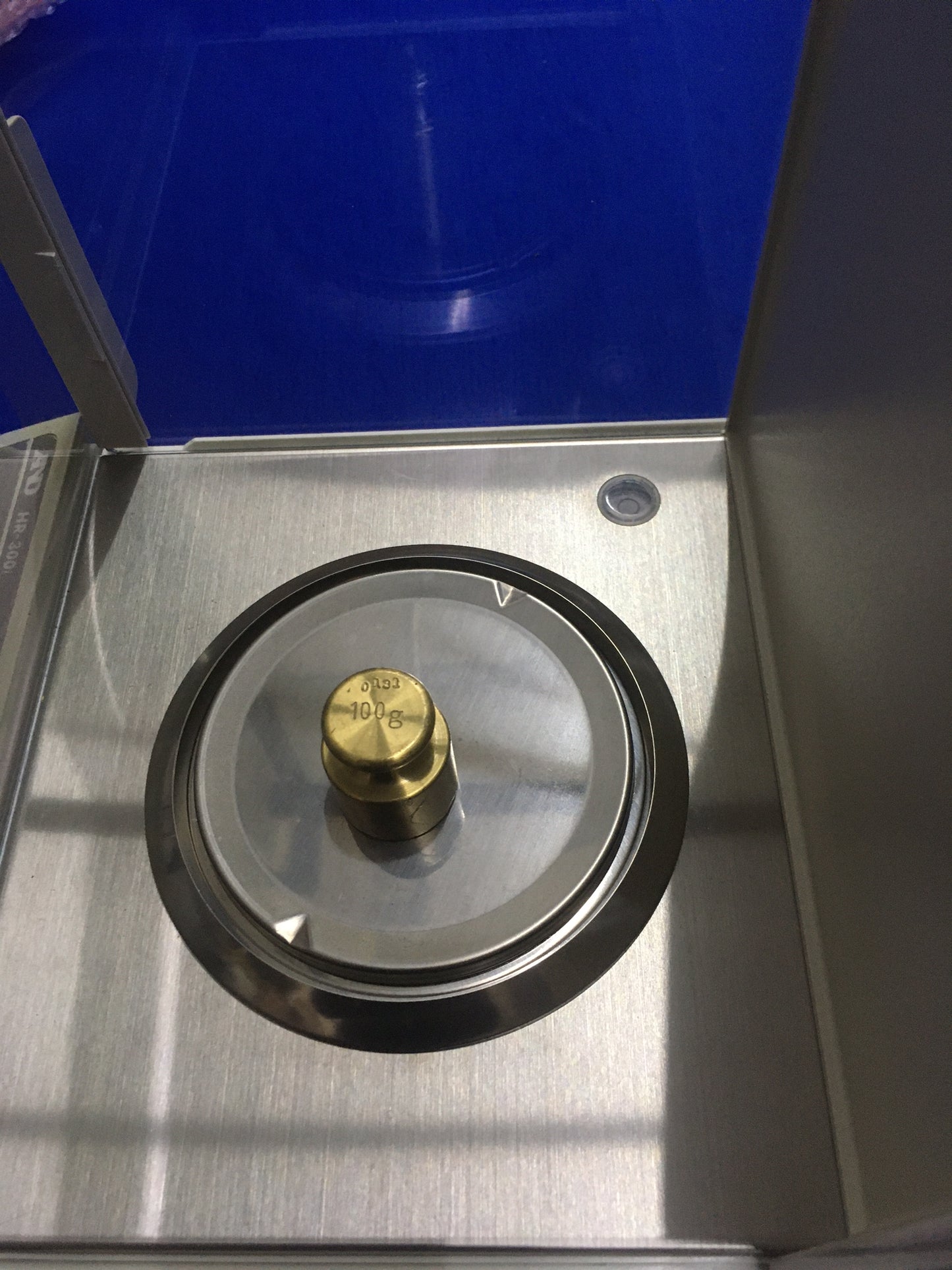 A&D COMPANY LIMITED HR-300i ANALYTICAL BALANCE SCALE