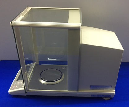 A&D COMPANY LIMITED HR-300i ANALYTICAL BALANCE SCALE