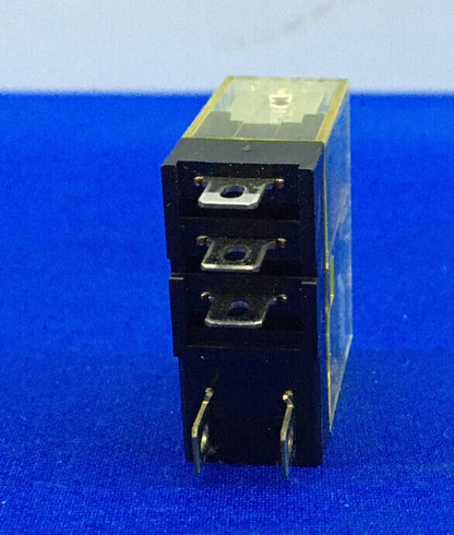 1 PKG OF QTY 10 - IDEC RJ1S-CLD-D24 RELAY 24VDC