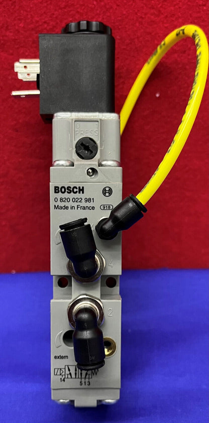 Bosch Aventics Solenoid Valve 0-820-022-981 & 1-824-210-243