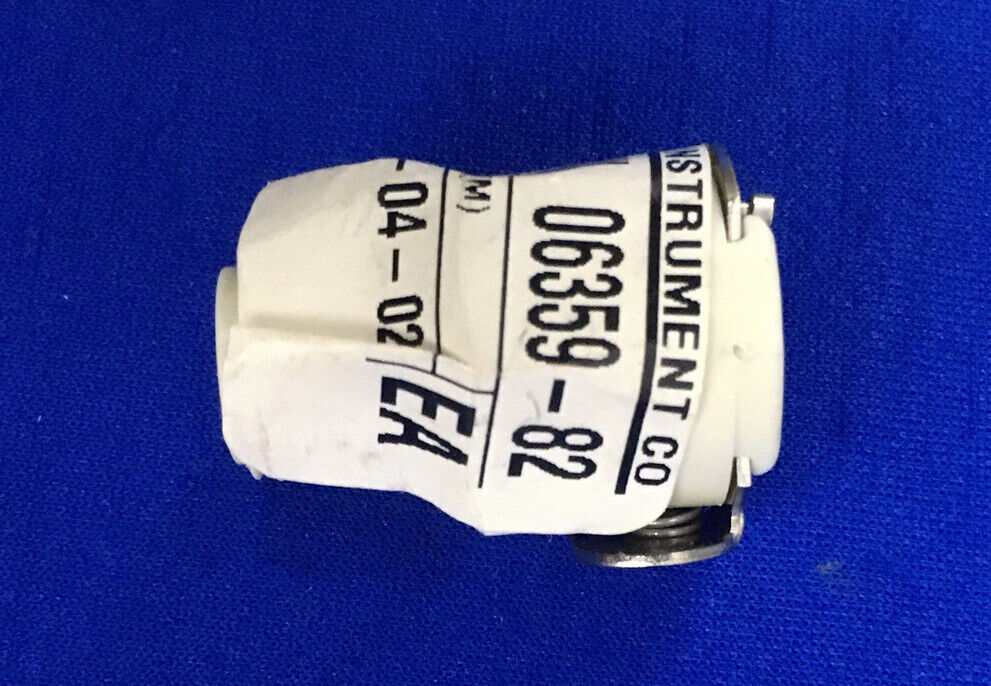 COLE PARMER COLE-PARMER 06359-82 / 3-021-002-04-02 PIPE ADAPTER 1/4" NPT