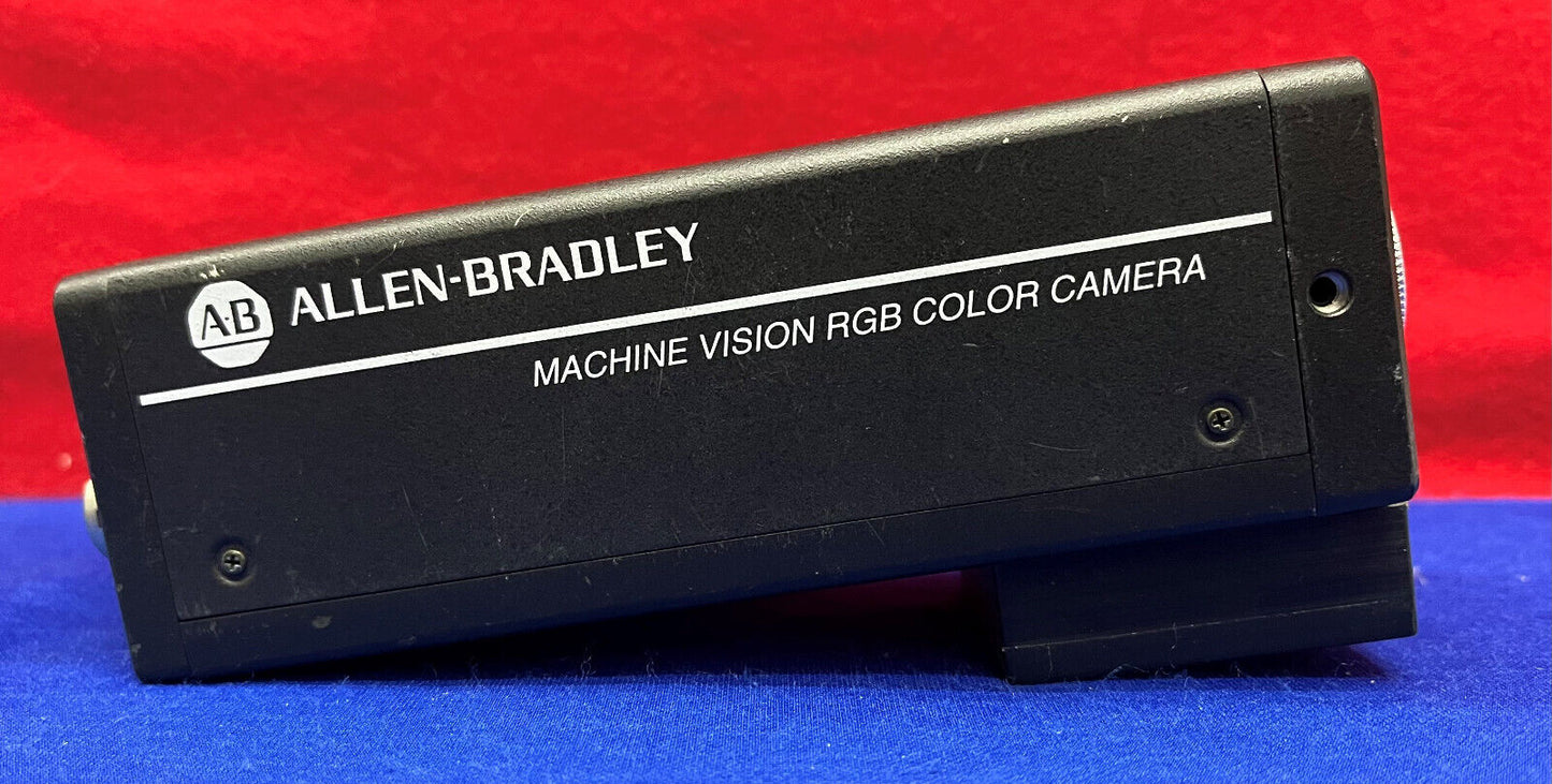 Cámara de visión artificial RGB a color AB Allen Bradley 2801-YJC Serie A 10,5-15 V CC