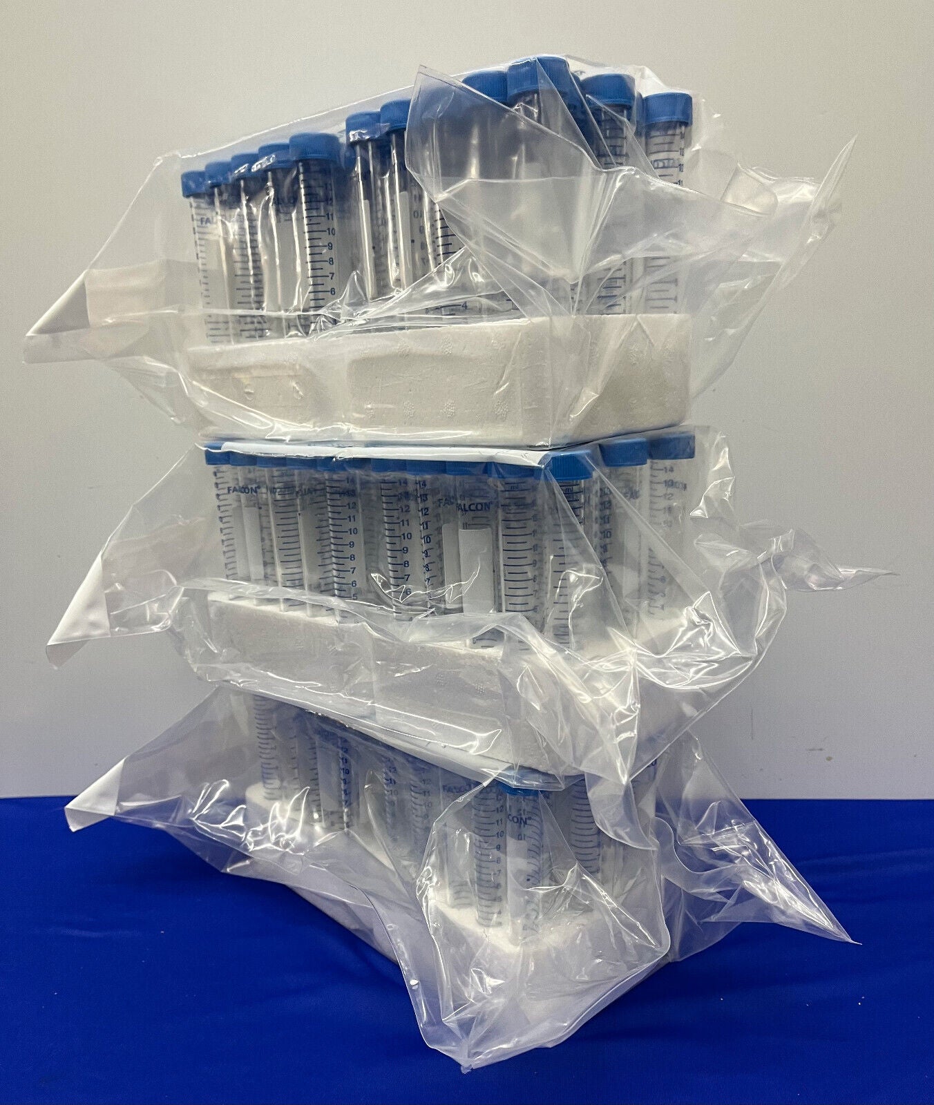 FALCON 352099 15mL CENTRIFUGE TUBE - 1 LOT QTY 3 PKGS/EACH PKG HAS QTY 50 TUBES