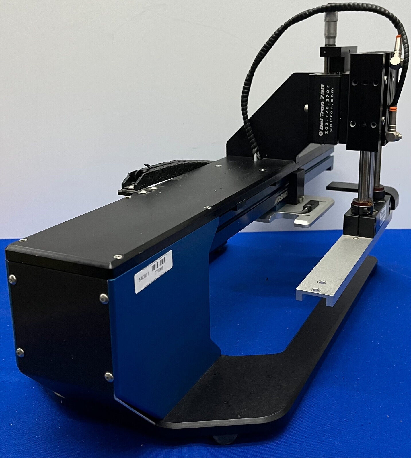 KUNDENSPEZIFISCHE VORRICHTUNG THOMSON SCHRAUBENANTRIEB MICROSTAGE MS33LEBL400, ROBOHAND DLT-10-BB-2