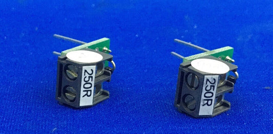 LOT VON 2 GRAFISCHEN STEUERTERMINALS FÜR EURTHEUM CHESSEL CHART RECORDER