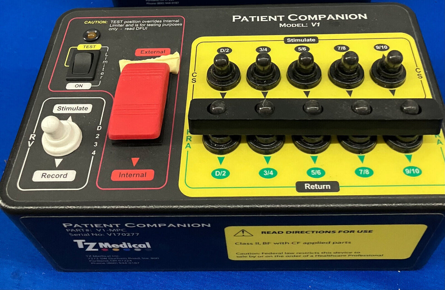 TZ MEDICAL PATIENT COMPANION BOOKER BOX V1-MPC, VERKAUF IM VORLIEGENDEN ZUSTAND